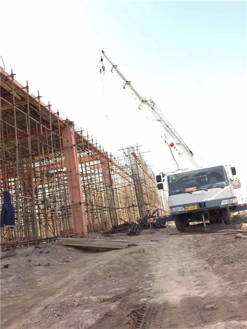 宁德市吊车作业的安全注意事项有哪些？