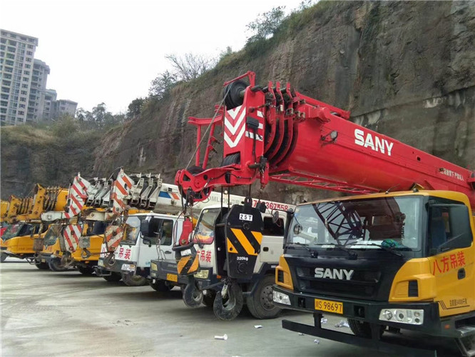 宁德市吊车出租按什么计费？台班费、单次费、里程费怎么算？